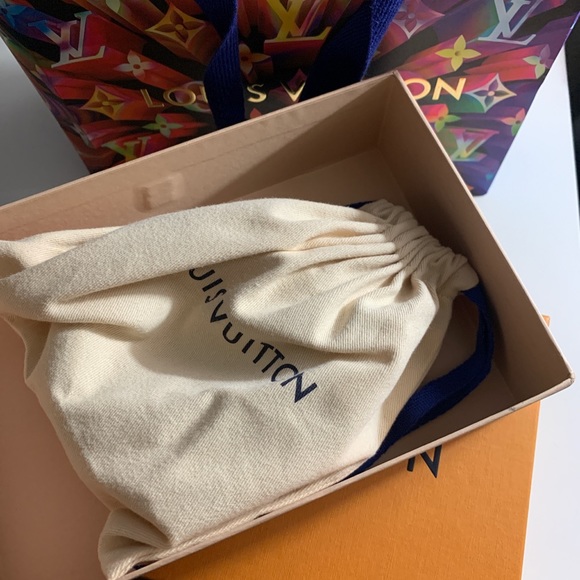 Louis Vuitton belt - new condition - Picture 2 of 3